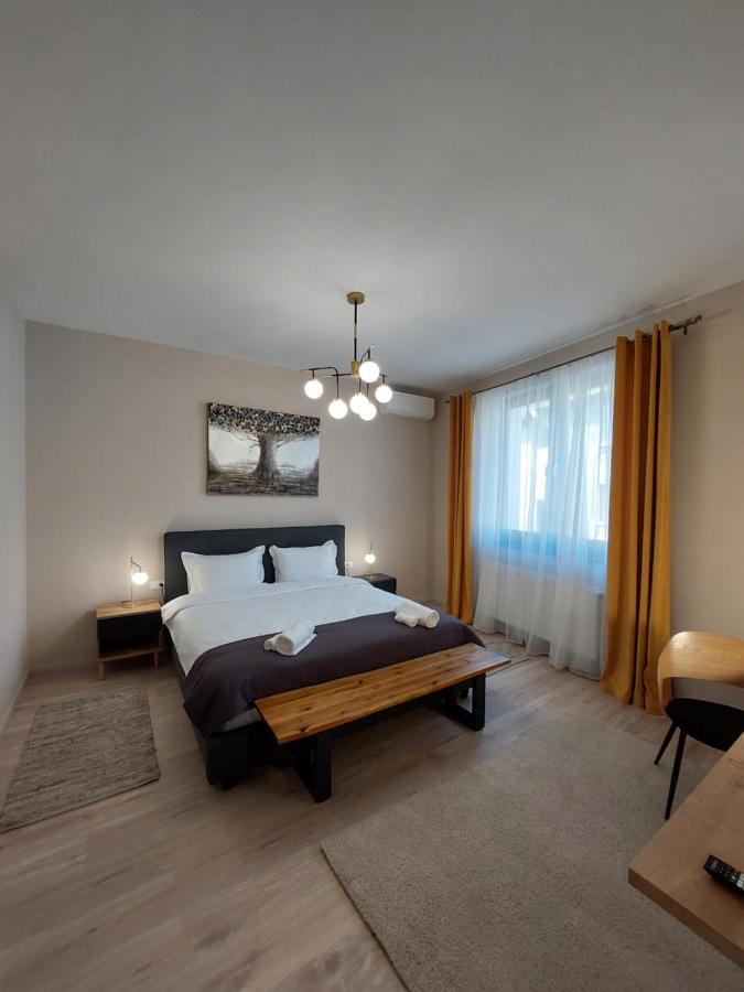 Mandarin Premium Apartments เตอร์กู-มูเรช ภายนอก รูปภาพ