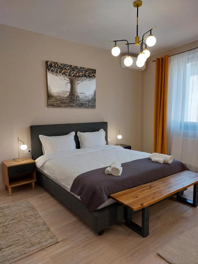 Mandarin Premium Apartments เตอร์กู-มูเรช ภายนอก รูปภาพ