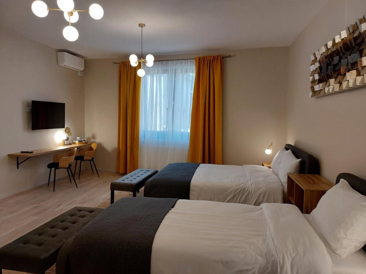Mandarin Premium Apartments เตอร์กู-มูเรช ภายนอก รูปภาพ