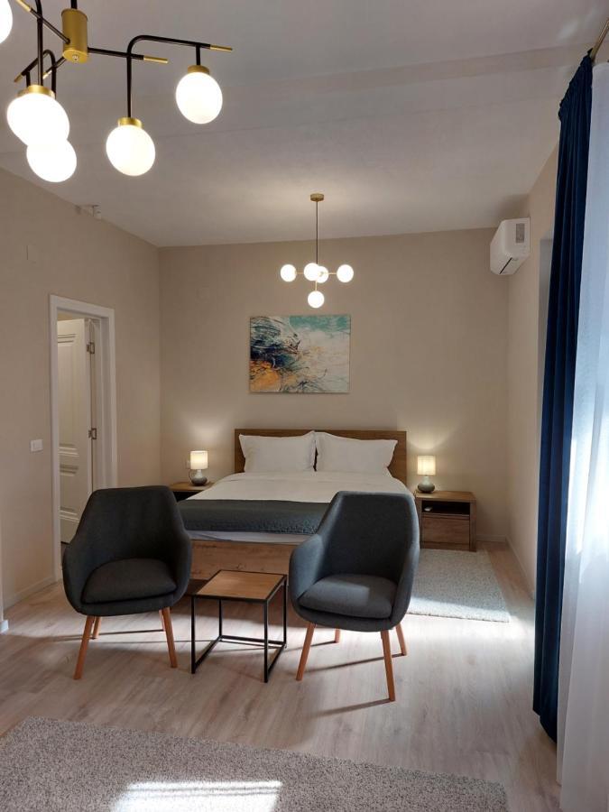 Mandarin Premium Apartments เตอร์กู-มูเรช ภายนอก รูปภาพ