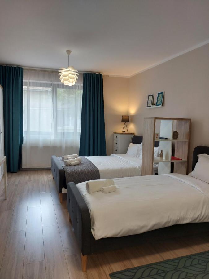 Mandarin Premium Apartments เตอร์กู-มูเรช ภายนอก รูปภาพ