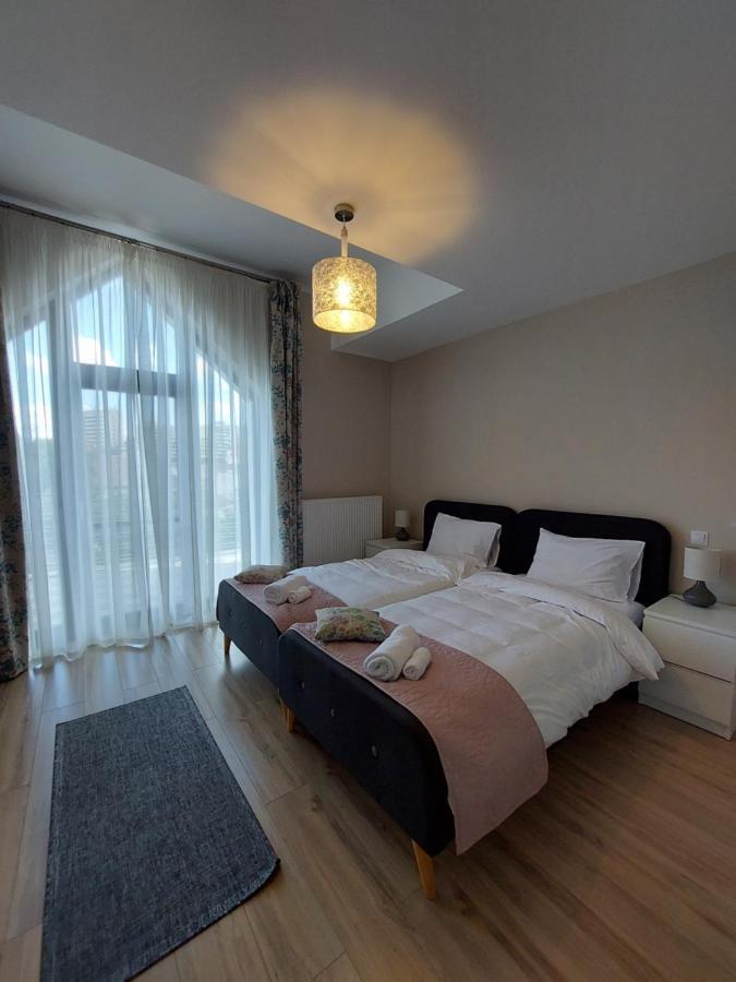 Mandarin Premium Apartments เตอร์กู-มูเรช ภายนอก รูปภาพ